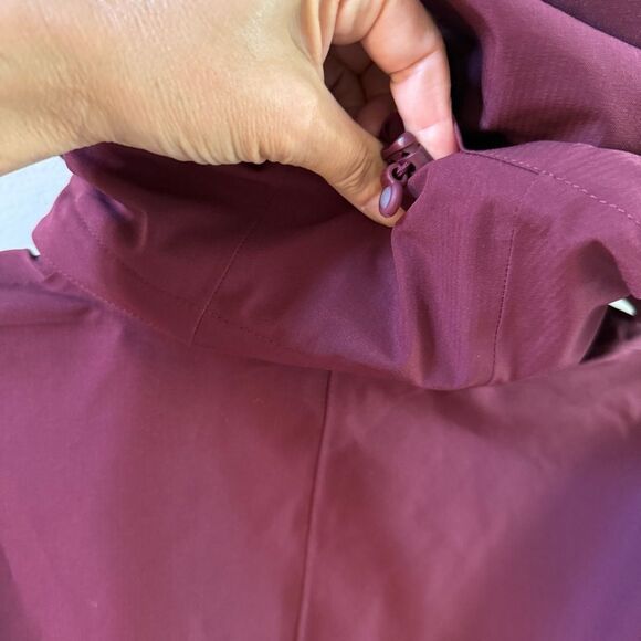 Patagonia Hooded Parka Coat Jacket in Carmine Red S NWOT - Picture 5 of 14